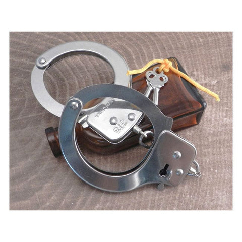 Amigaz Metal Handcuffs with keys AMIGAZ MOTOVEIKALS 21