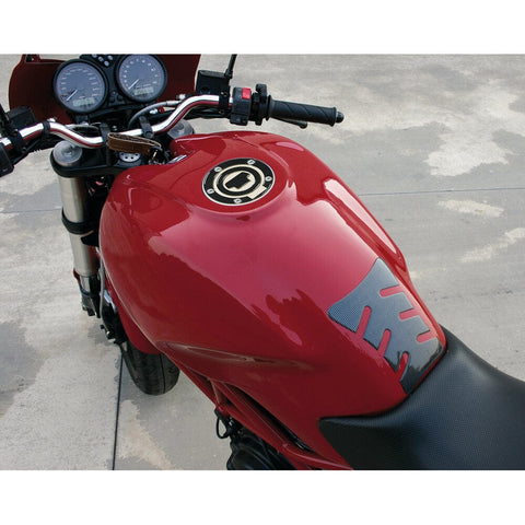 Degvielas uzpildes vāciņa pārsegs Lampa "Carbon Look" Yamaha (5 caurumi) LAMPA MOTOVEIKALS 21