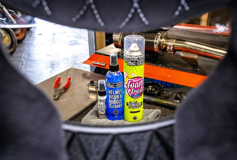 Muc-Off Helmet Care Kit ķiveres kopšanas komplekts MUC-OFF MOTOVEIKALS 21