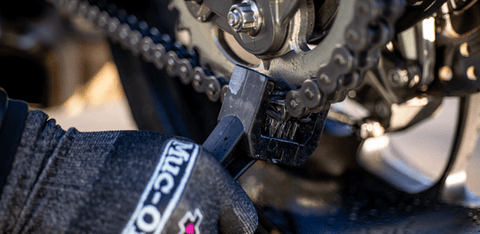 Muc-Off Motorcycle Chain Care Kit ķēdes kopšanas komplekts MUC-OFF MOTOVEIKALS 21