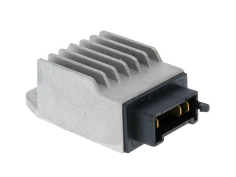 regulator / rectifier for Derbi GPR, Senda 50 EBE / EBS w. 3-pin Leonelli ignition 101 OCTANE MOTOVEIKALS 21