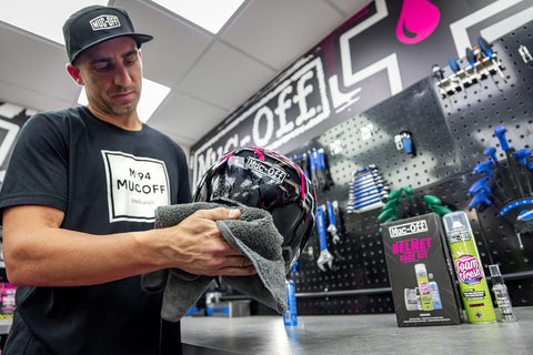 Vizieru / lēcu / briļļu tīrītājs MUC OFF 250ml MUC-OFF MOTOVEIKALS 21