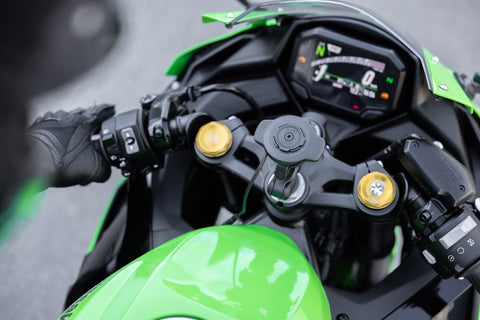 Bezvadu lādētājs QUADLOCK Head V2 USB QUAD LOCK MOTOVEIKALS 21