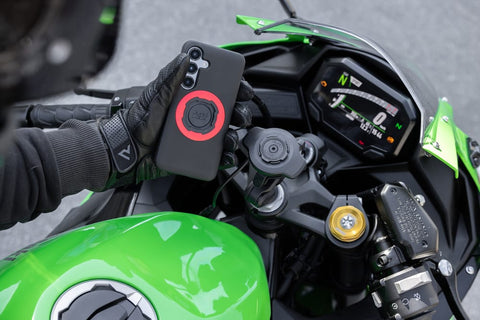 Bezvadu lādētājs QUADLOCK Head V2 USB QUAD LOCK MOTOVEIKALS 21