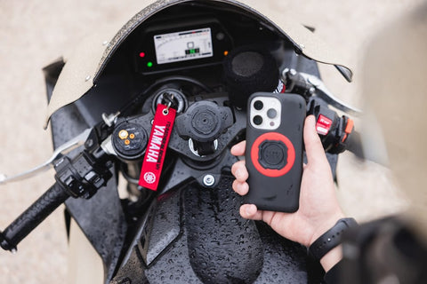 Bezvadu lādētājs QUADLOCK Head V2 USB QUAD LOCK MOTOVEIKALS 21