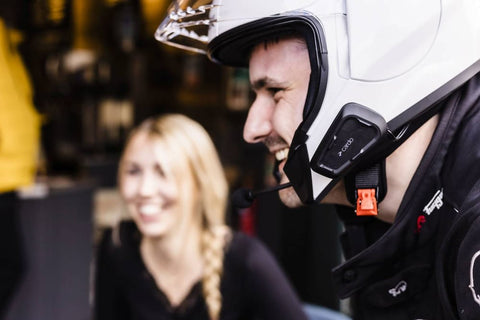 Bluetooth sarunu iekārta / interkoms CARDO Spirit HD - Single CARDO MOTOVEIKALS 21