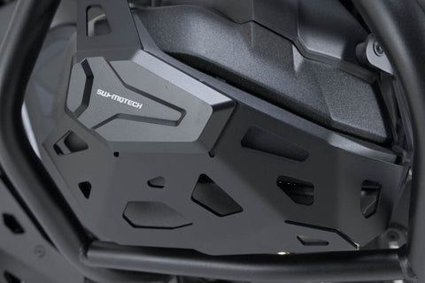 Cylinder Guard Black R1300Gs SW-MOTECH SW-MOTECH MOTOVEIKALS 21