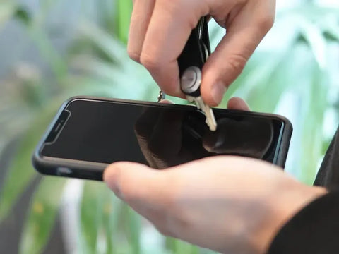 Ekrāna aizsargstikliņš QuadLock iPhone 13 / 13 Pro QUAD LOCK MOTOVEIKALS 21