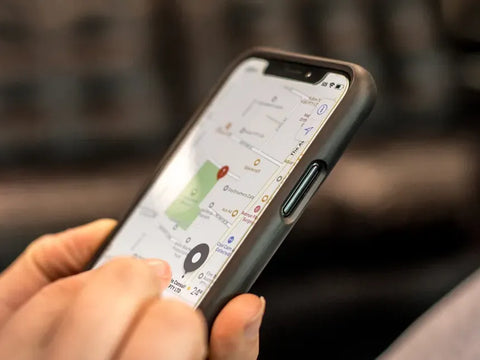 Ekrāna aizsargstikliņš QuadLock iPhone 13 / 13 Pro QUAD LOCK MOTOVEIKALS 21