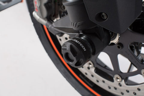 Front Axle Slider Set SW-MOTECH SW-MOTECH MOTOVEIKALS 21