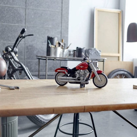 Konstruktors LEGO HARLEY DAVIDSON FATBOY 16+ LEGO MOTOVEIKALS 21
