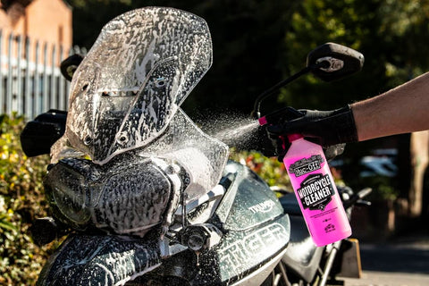 Motociklu mazgāšanas līdzeklis Muc-Off 1L MUC-OFF MOTOVEIKALS 21