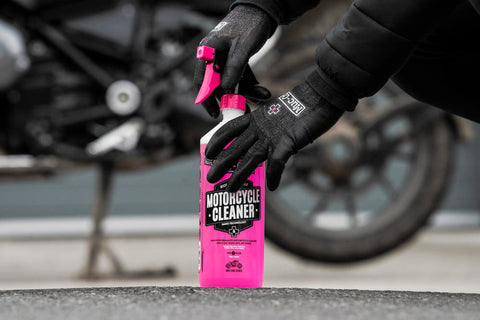Motociklu mazgāšanas līdzeklis Muc-Off 1L MUC-OFF MOTOVEIKALS 21
