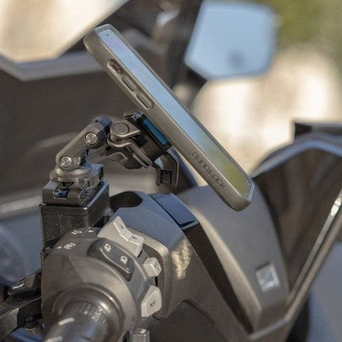 QUAD LOCK tālruņa stiprinājums pie bremžu rezervuāra V2 QUAD LOCK MOTOVEIKALS 21