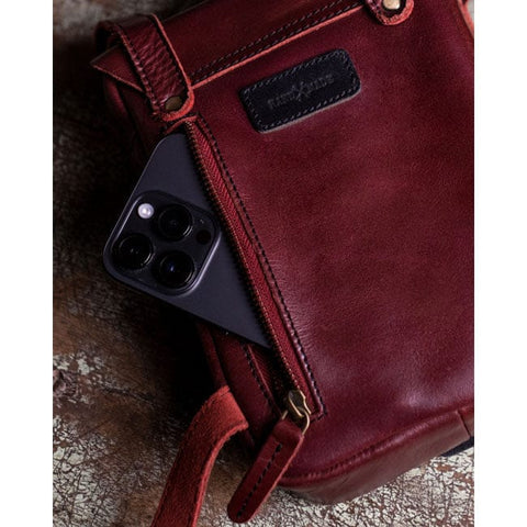 Tripmachine Thigh Bag cherry red TRIPMACHINE MOTOVEIKALS 21