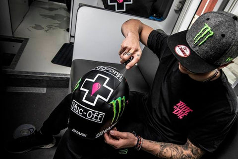 Vizieru / lēcu / briļļu tīrītājs MUC OFF 250ml MUC-OFF MOTOVEIKALS 21