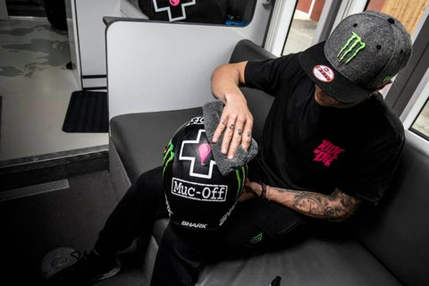 Vizieru / lēcu / briļļu tīrītājs MUC OFF 250ml MUC-OFF MOTOVEIKALS 21